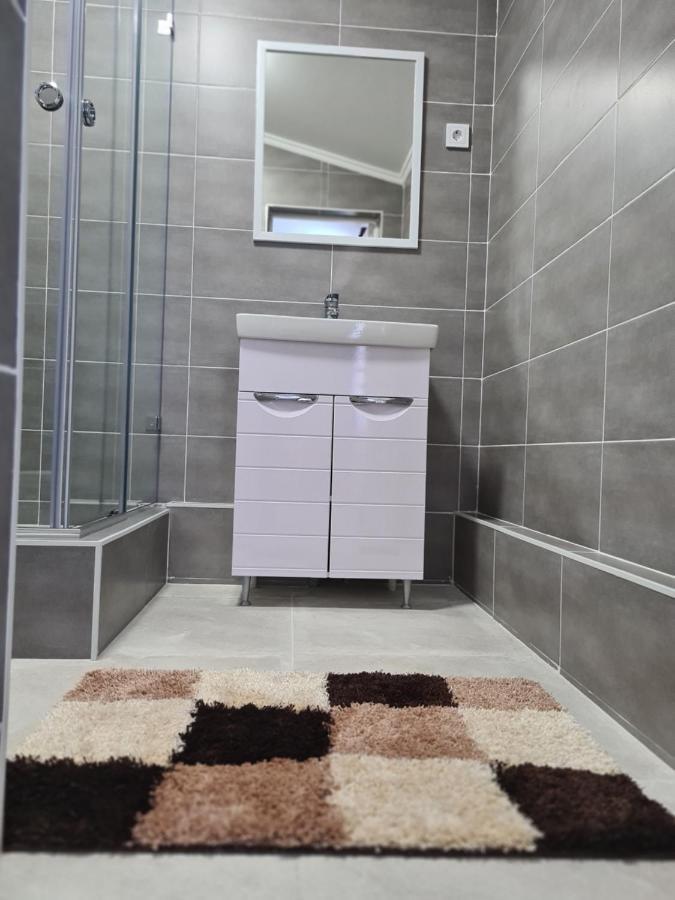 Гостиничный Комплекс Адал Shchuchinsk Ngoại thất bức ảnh