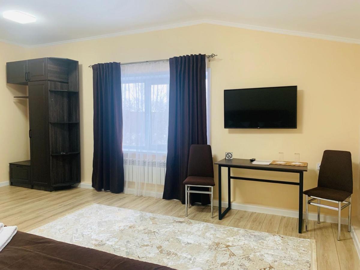 Гостиничный Комплекс Адал Shchuchinsk Ngoại thất bức ảnh